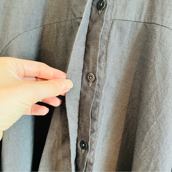 NWOT cotton button down top - Picture 4 of 9